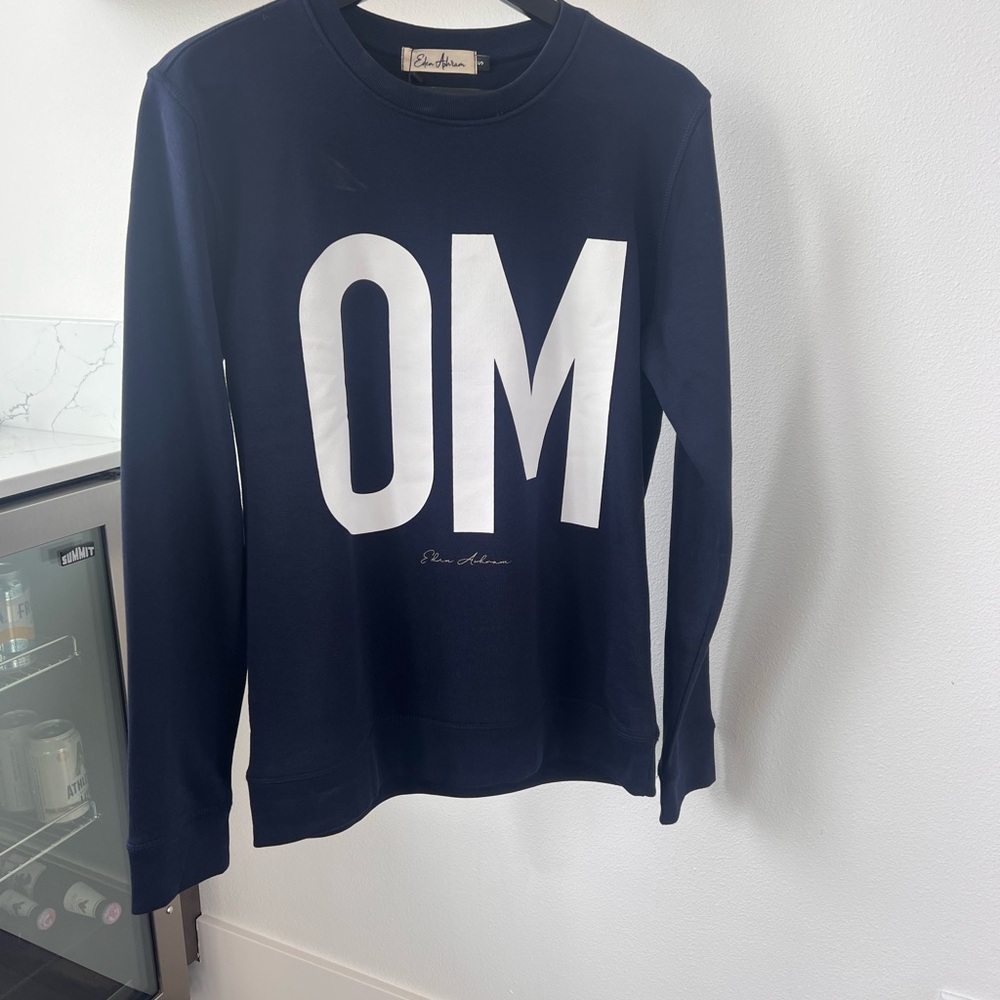 Edan Ashram graphic sweatshirt. Terry/Navy. New!